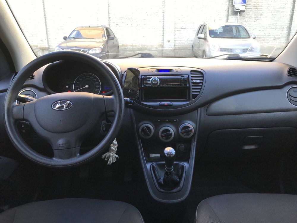 Hyundai i10 2013 рік