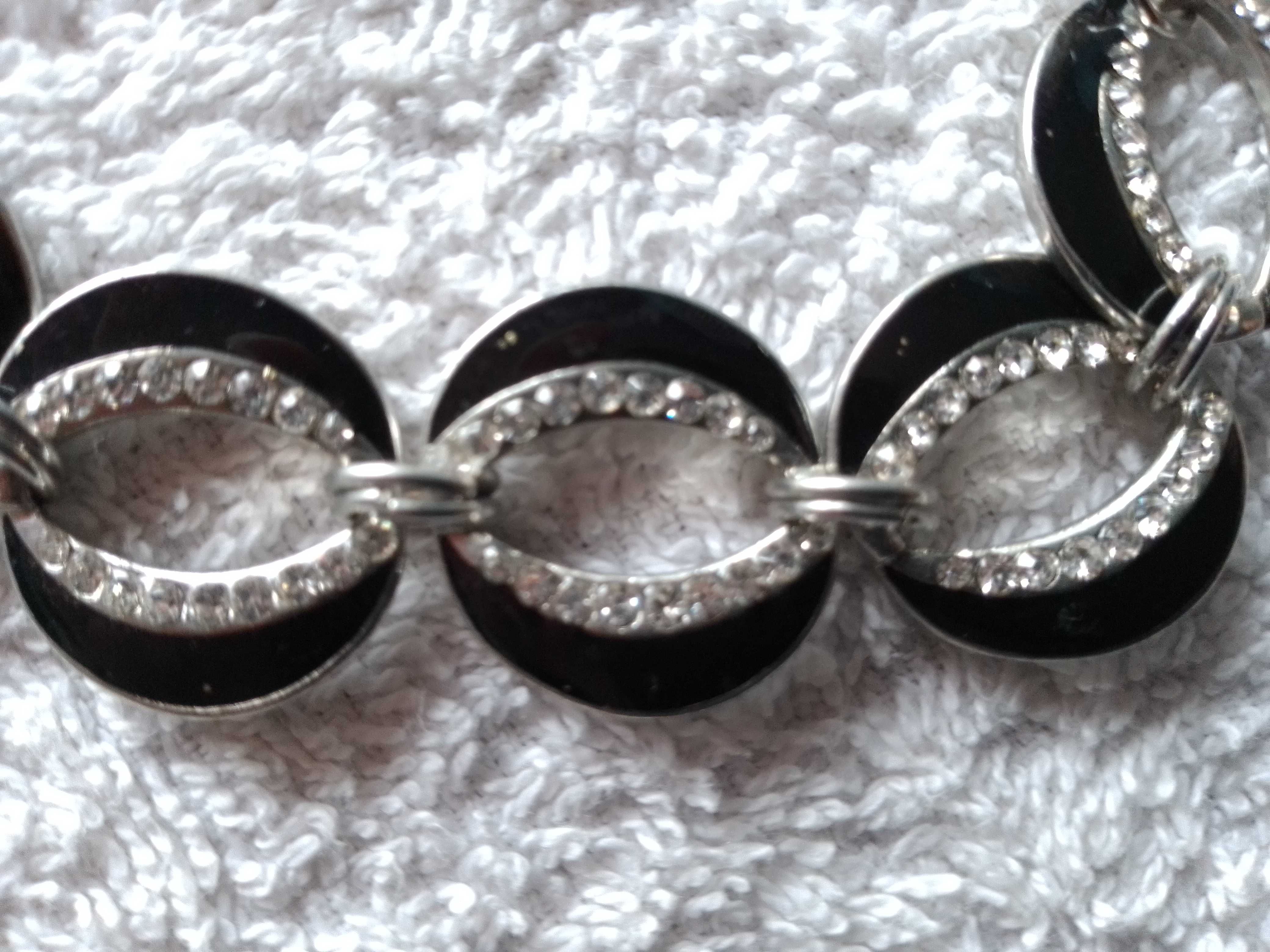 Olhar Discreto!Oculos Escuros HollywoodStyle8E-Pulseira3Eou2-5EDesde2E