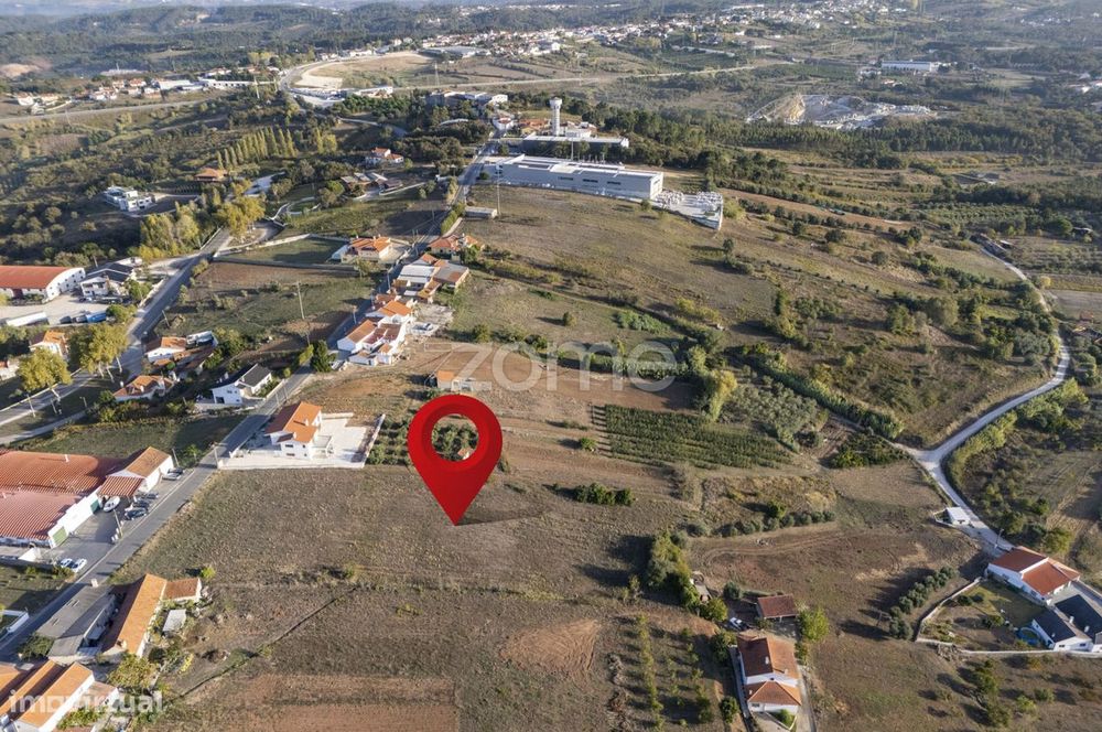 Terreno Urbanizável perto de Alcobaça
