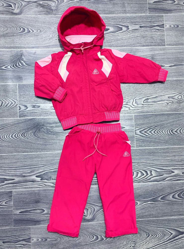Детский, спортивный костюм на 2-4 года; дитячий комплект на дівчинку