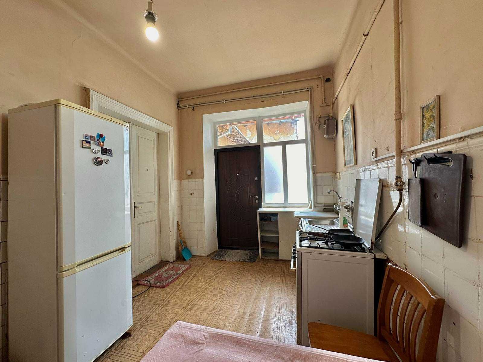 Продаж 2 кім квартири по вул. Винниченка (центр міста). БЕЗ КОМІСІЇ.