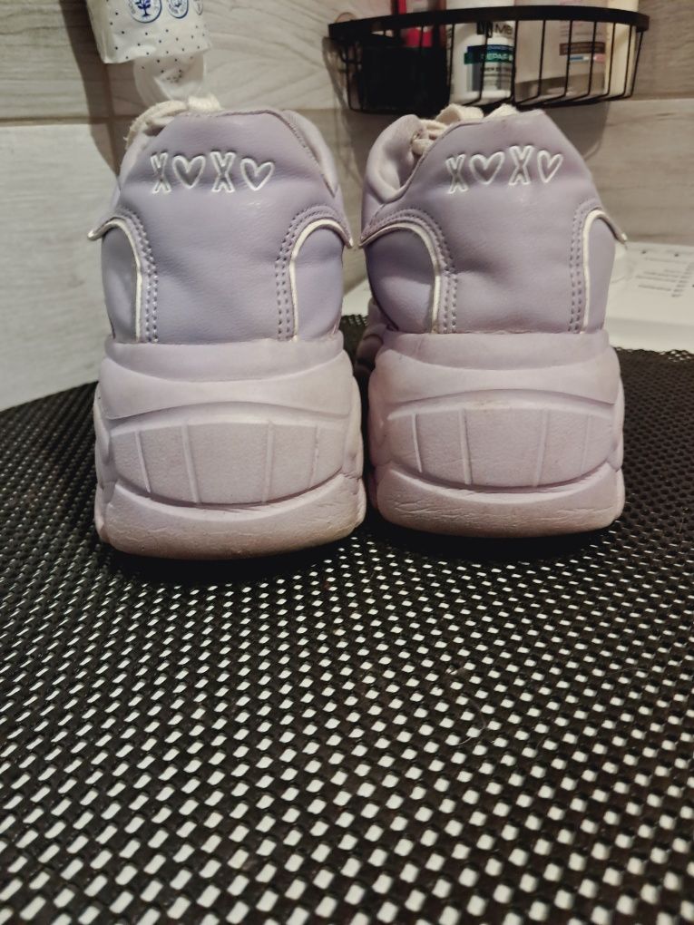 Sneakersy 35 Dezee