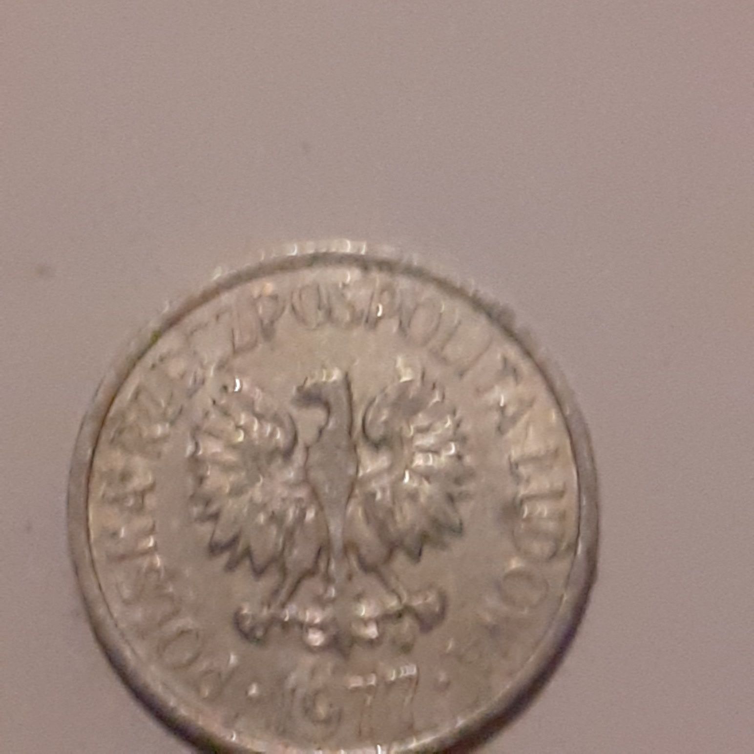 Sprzedam    monetę   10gr  z   1977roku    jeśli  kupisz teraz 300zł.