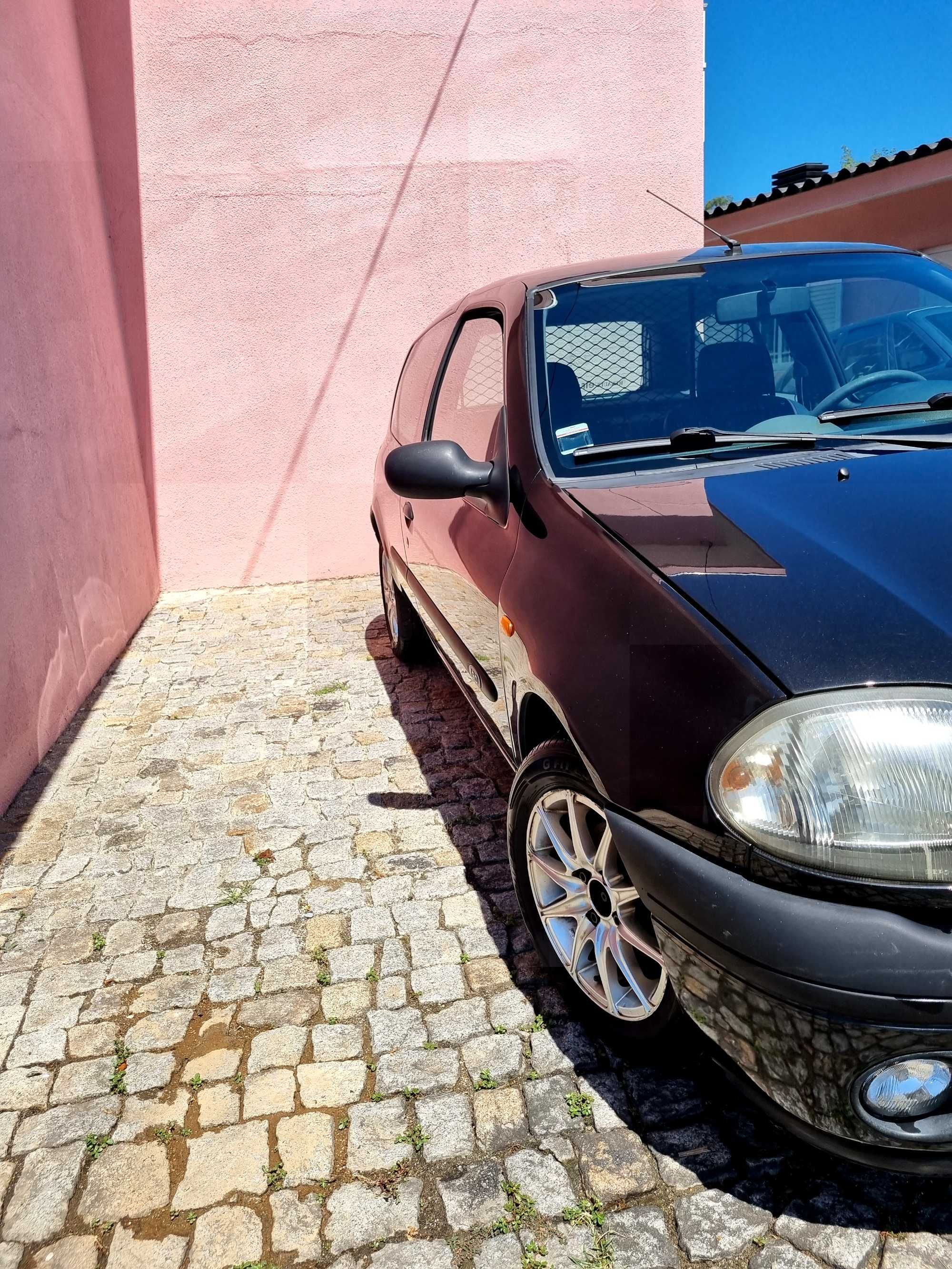 Renault Clio 1.9D