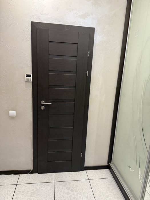 Продам двері міжкімнатні