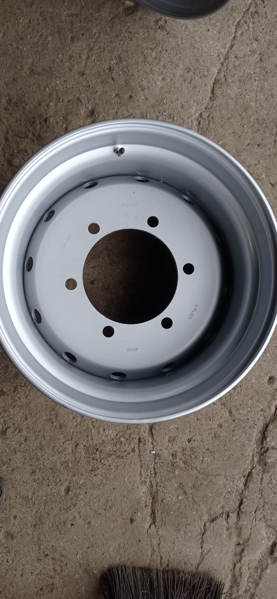 Felgi do przyczep 11,75x22,5 6 otworów Piasta 22,1