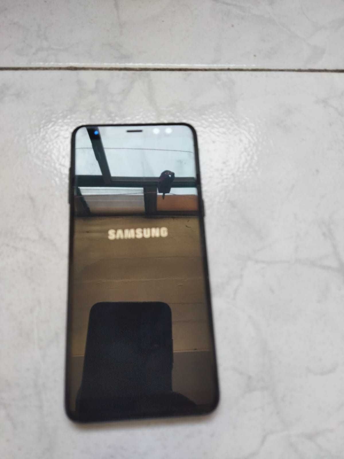 Telemovel Samsung A8 Dual Sim
