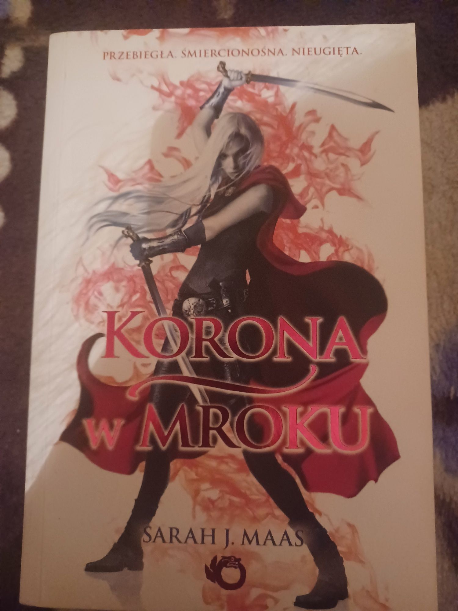 Korona w mroku Sarah J.Maas