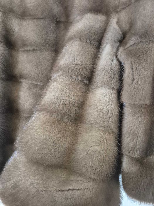 Фірмова норкова шуба ,бомбер Nafa