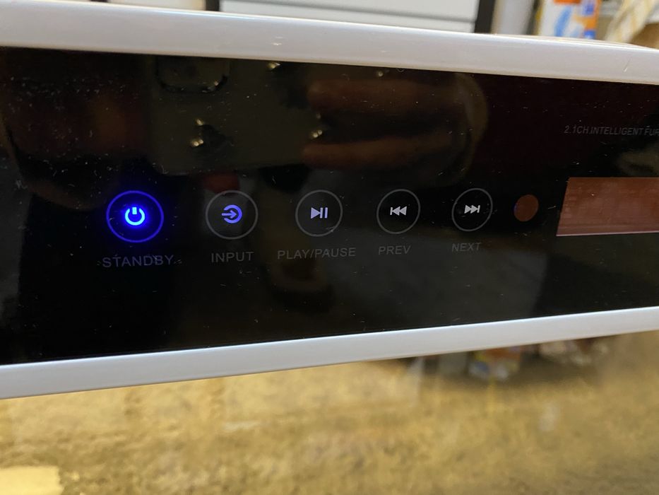 Szafka RTV z wbudowanymi głośnikami Gate Lightning Agata Meble