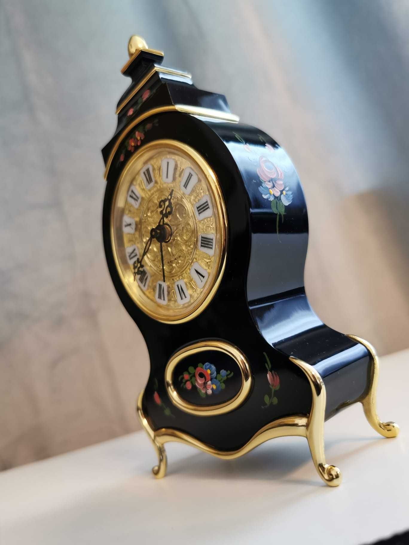 Szwajcarski Budzik kominkowy  Budzik mechaniczny Queloz Geneve lata 70