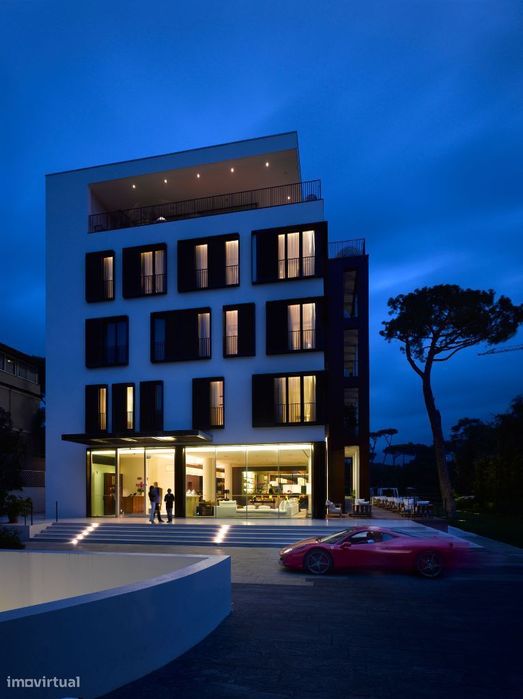 Lote de Gaveto para Edifício em Mação