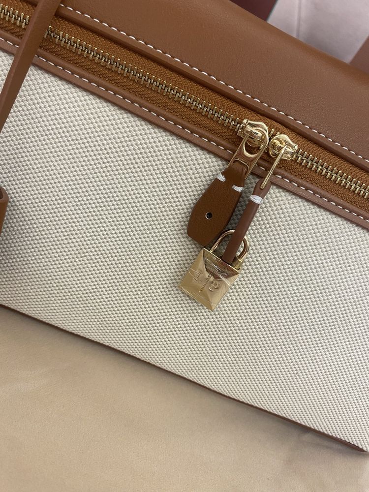 Сумочка в силе Loro piana