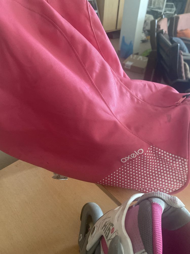 Patins de menina com saco de transporte