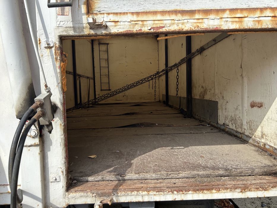 Самоскид Volvo FH 16