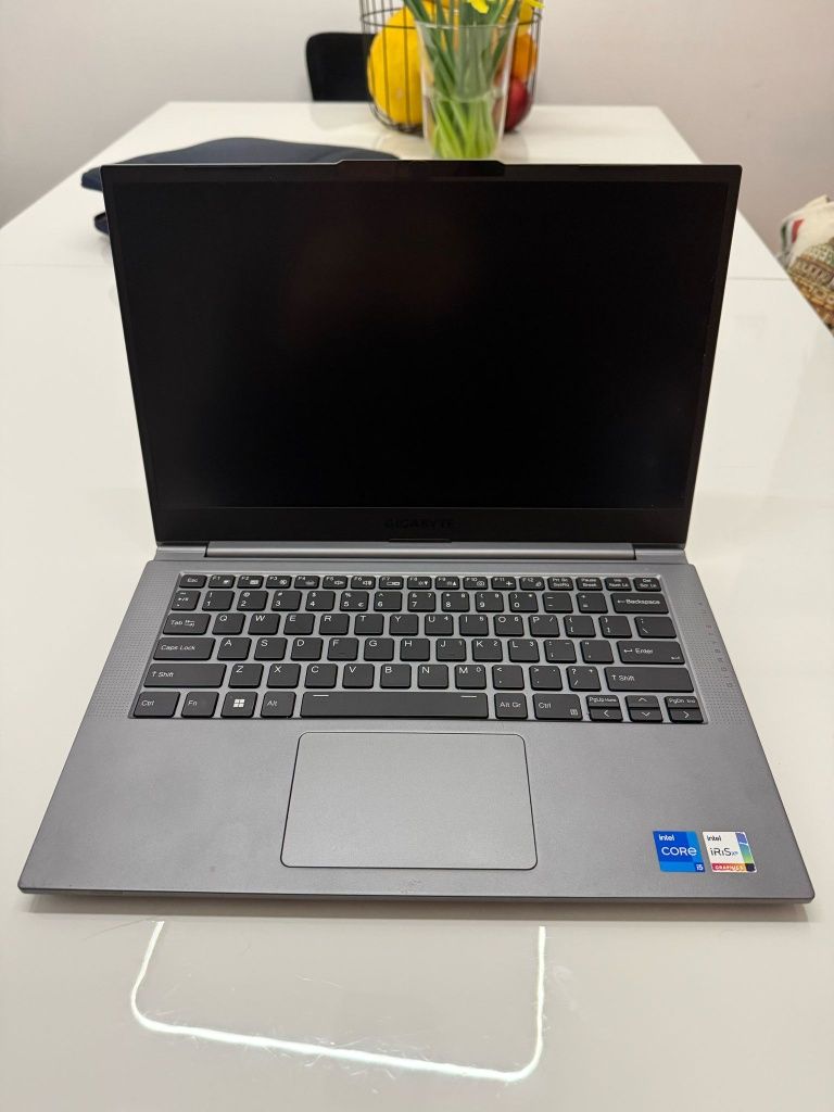 Laptop Gigabyte U4 i5-1155G7/16GB/512GB/Win11 900gram