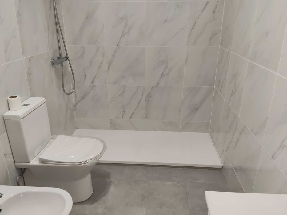 CANALIZADOR  Reparação de fugas de água e desentupimentos