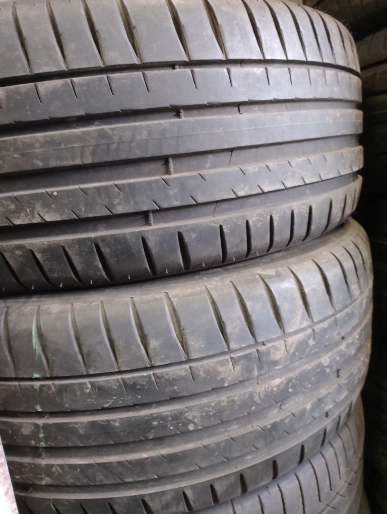 Продам летние шины 235/55r19