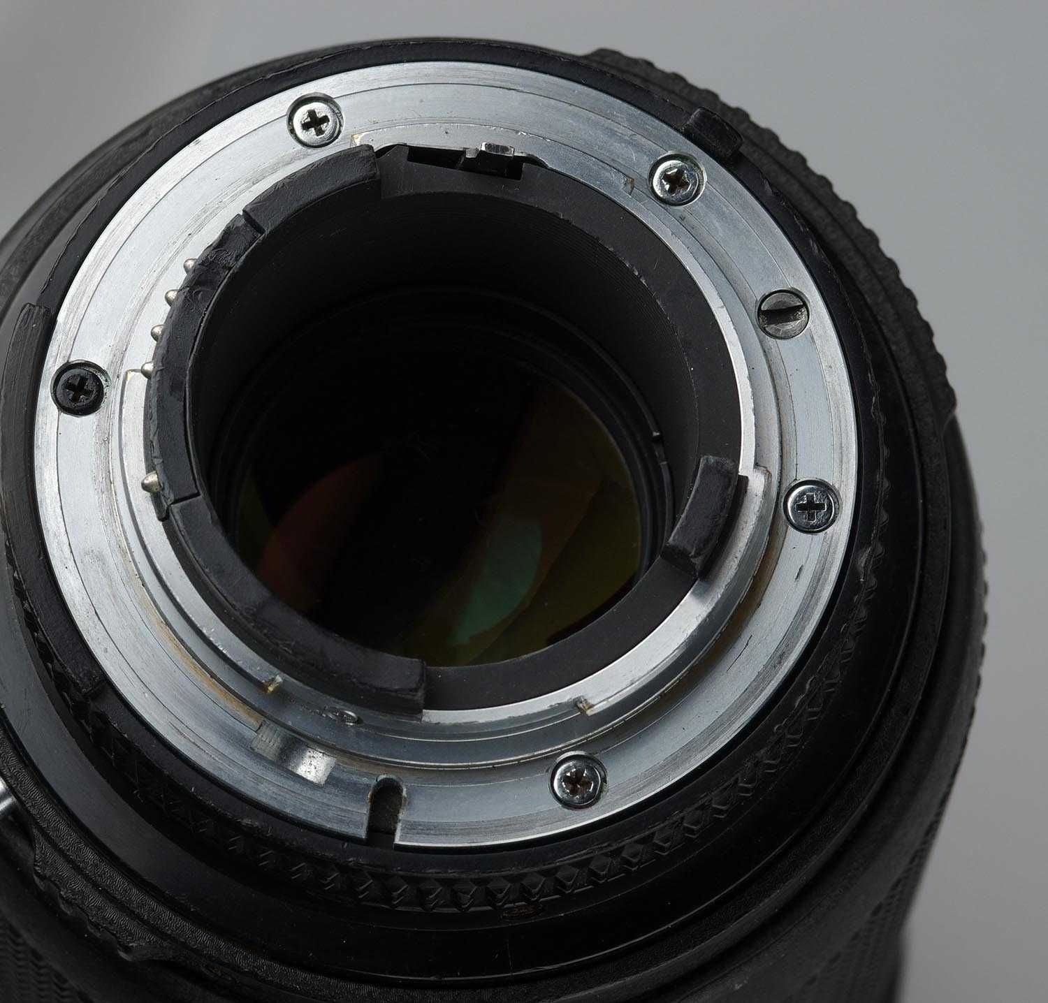 AF Nikkor 80-200/2,8D ED MKII - професійний телезум у гарному стані