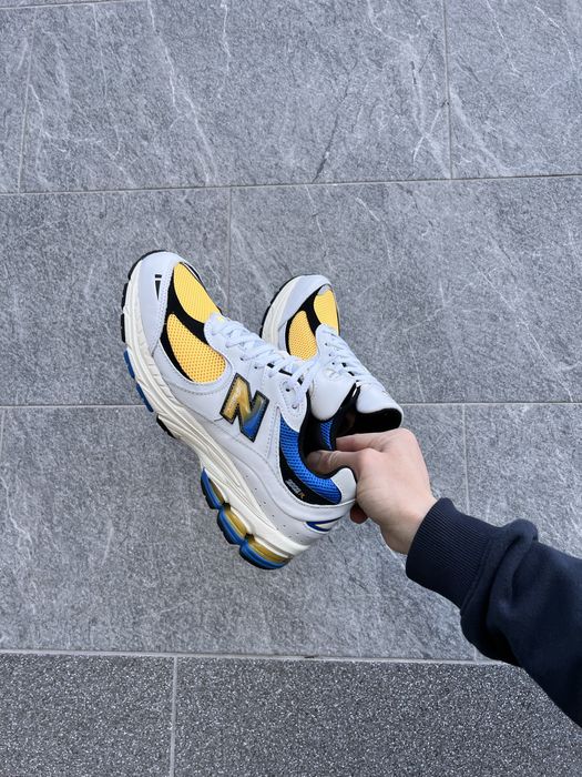 Чоловічі кросівки New Balance 2002R M2002RGW оригінал