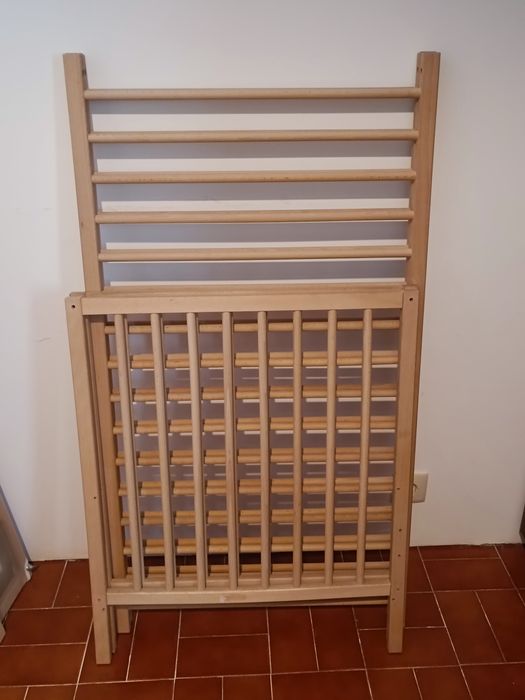 Berço IKEA completo