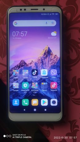 Продам Xiaomi Redmi 5 plus 4/64