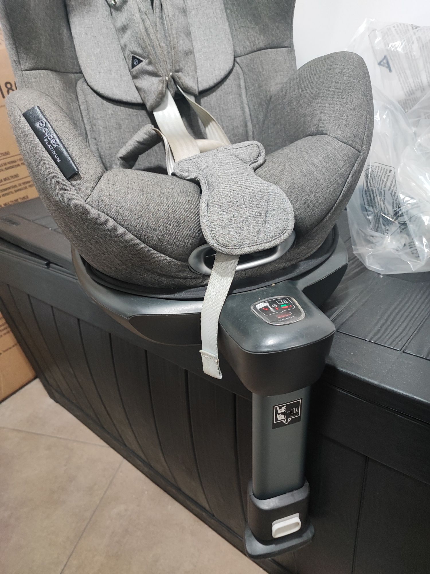 Cadeira cybex com isofix modelo sirona Q i-size