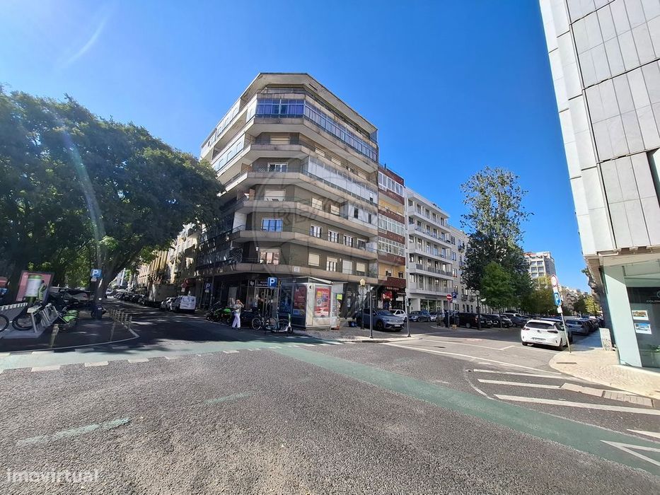 Apartamento T4 para arrendamento