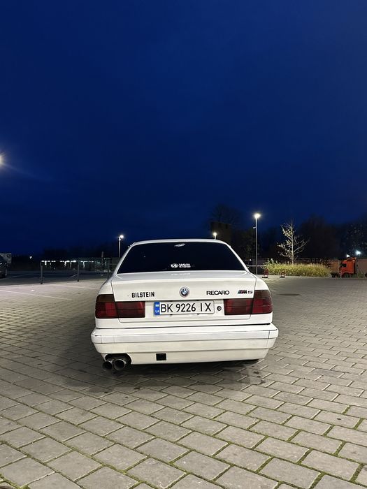Продам BMW E34 M50B25