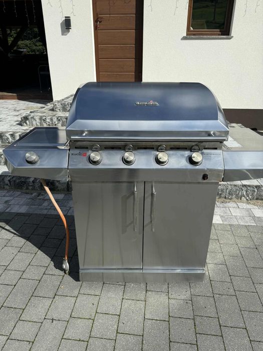 Grill gazowy char broil