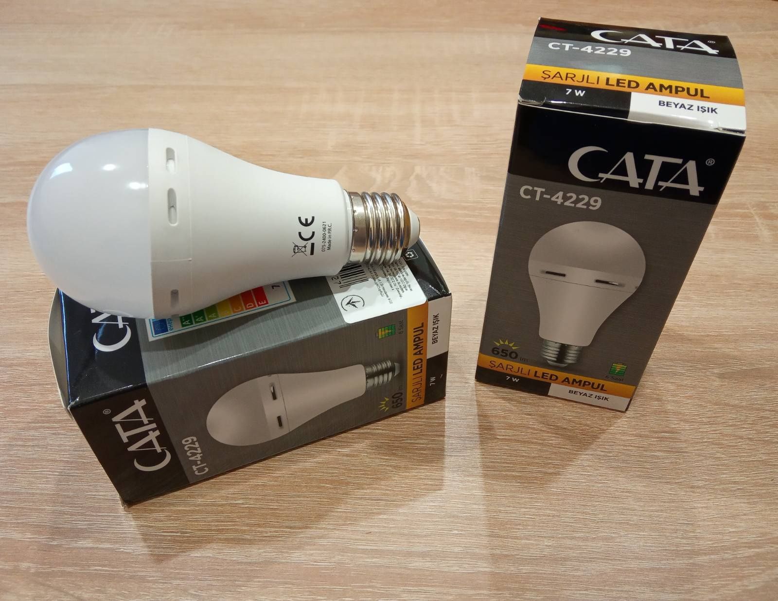 Лампа Led Cata аккумуляторная E 27.Белый свет.