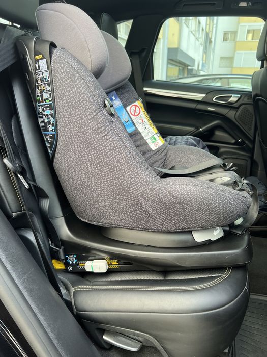 Cadeira Auto Isofix BebéConfort G 1/2