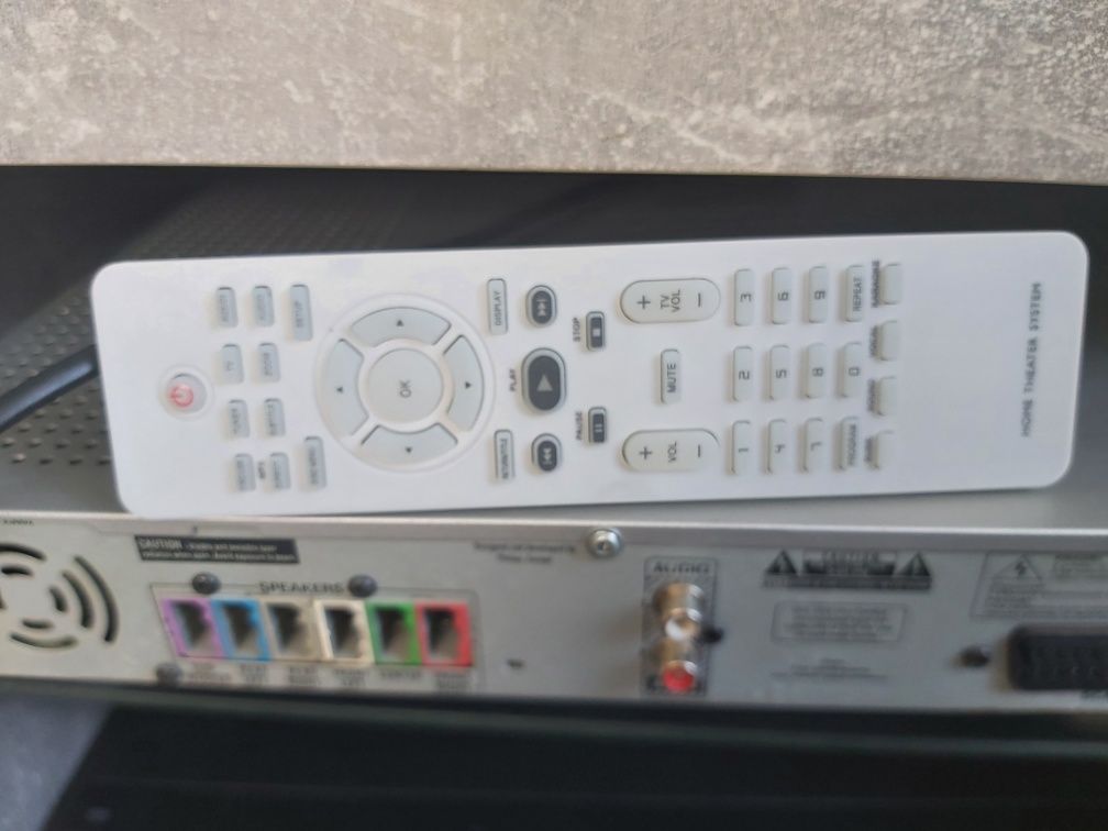 Домашній кінотеатр Philips hts3100