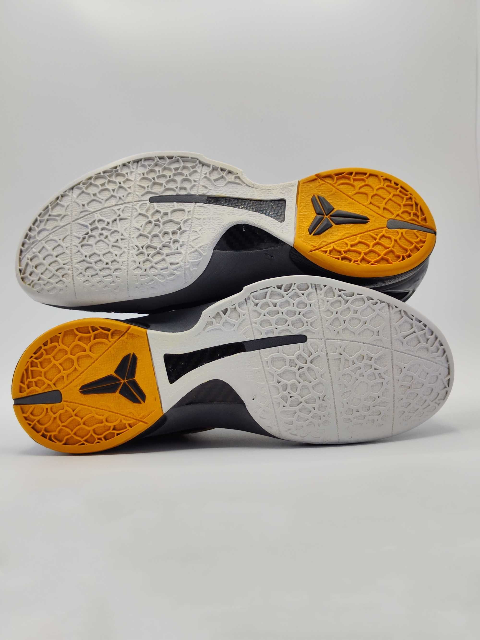 Buty Nike Zoom Kobe VI 'Black Del Sol' 44EUR