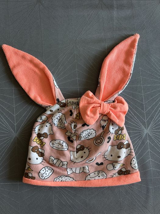 Zestaw czapeczka i chusta dla dziewczynki.