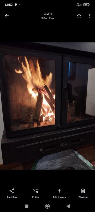 Lareira de parede a lenha