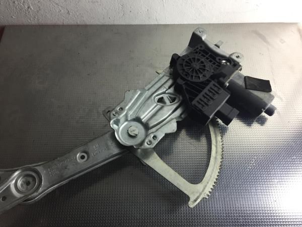 Elevador vidros frente esquerdo OPEL Astra H Hatchback (L48)