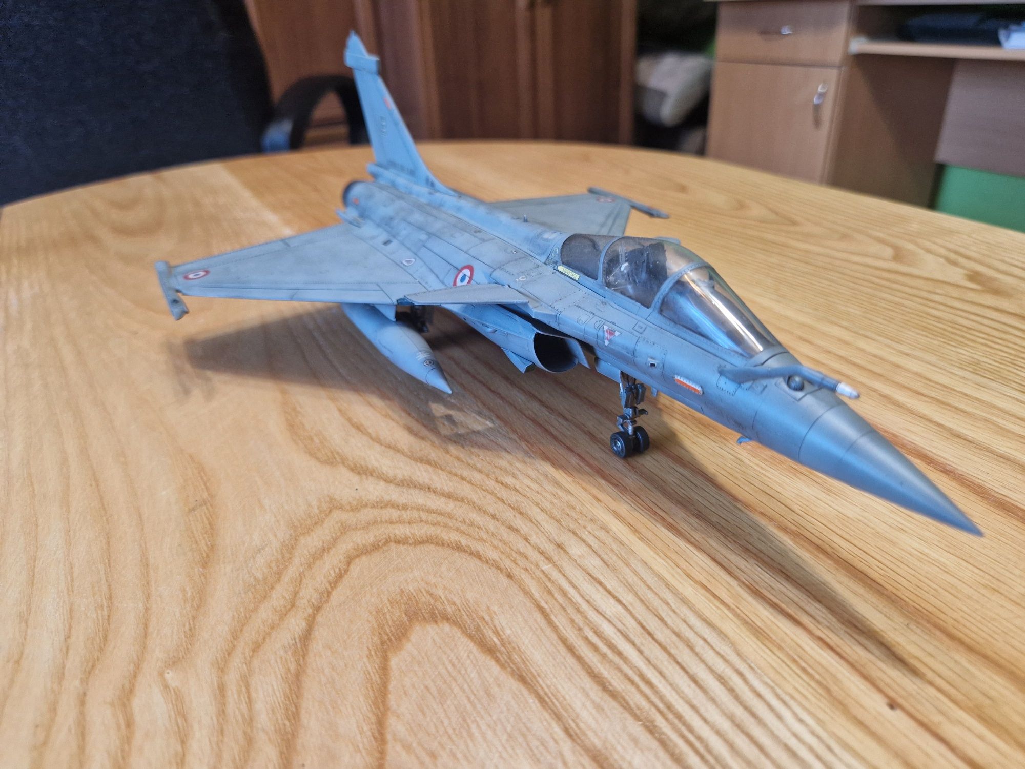 Myśliwiec dassault rafale c revell 1:48