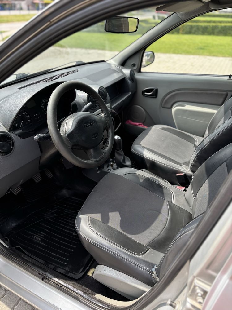 Продам Dacia Logan 1.4 MPI