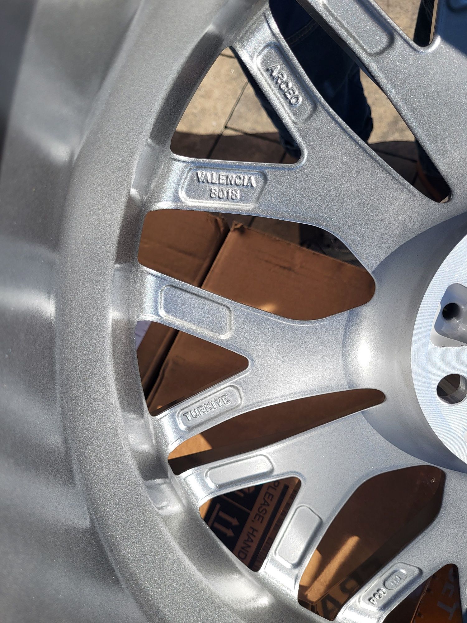 Arceo 18" 5x112 ET45 Audi A3 A4 B9 B8 A6 C7 C6 Q5 Q3 Q2 Seat Leon FR !