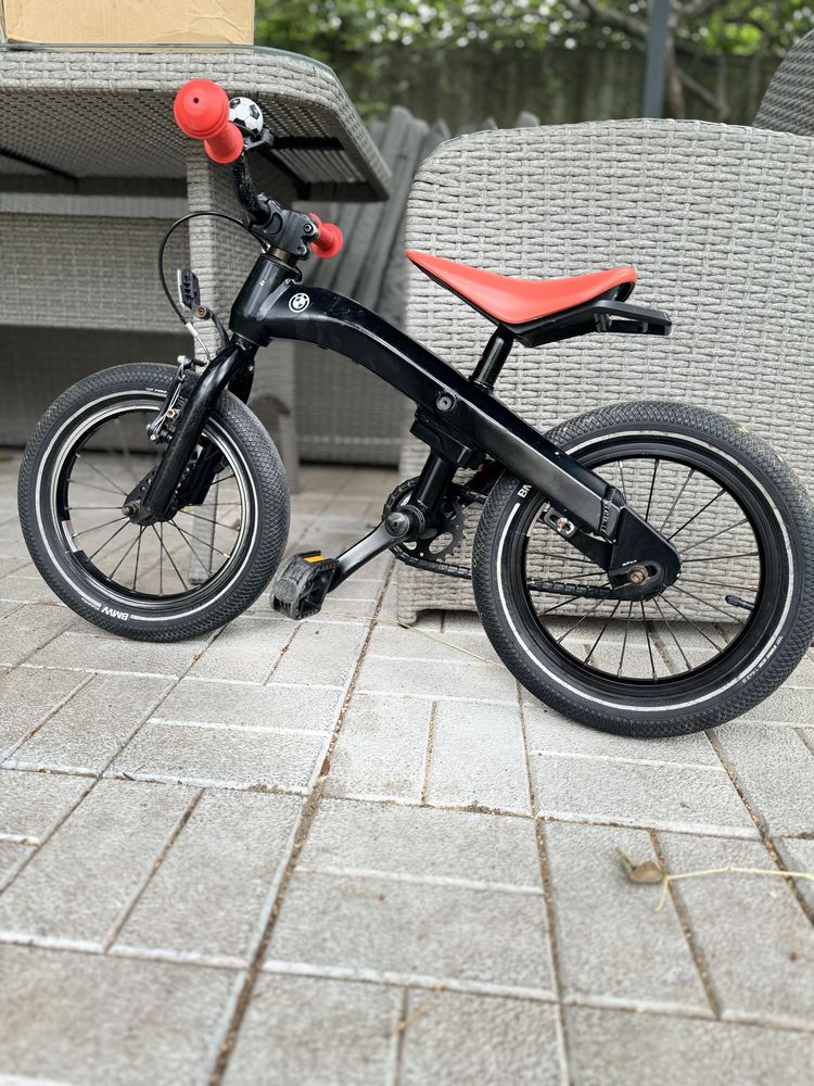 Велосипед беговел BMW kisd bike