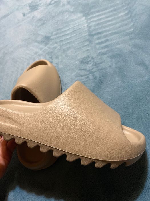 Adidas Yeezy Slide Bege 9US / 42
