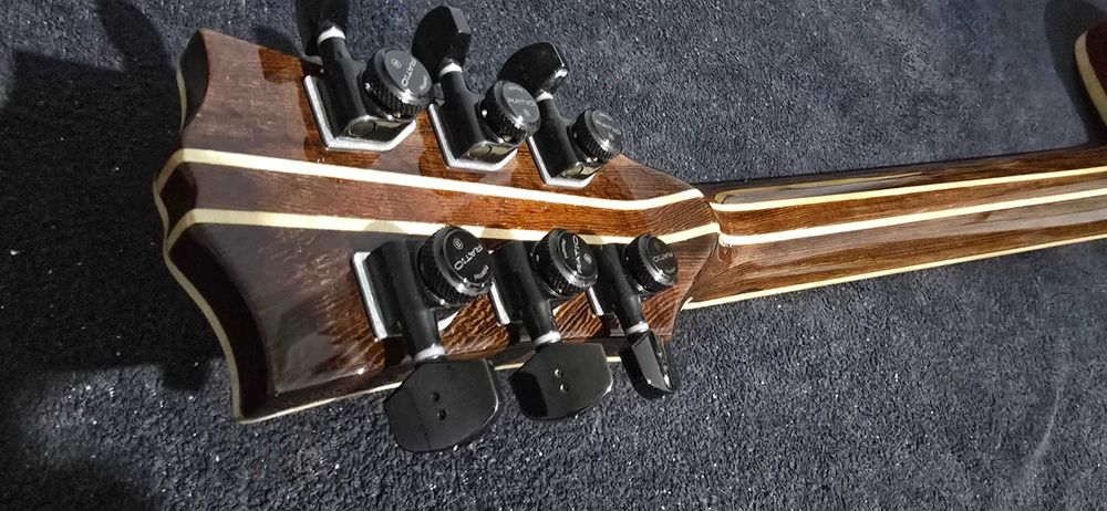 Gitara lutnicza typu Les Paul neck-thru