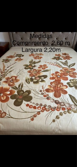 Colcha de linho pontada á mão