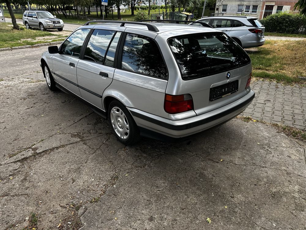 Bmw e36 318i touring polift