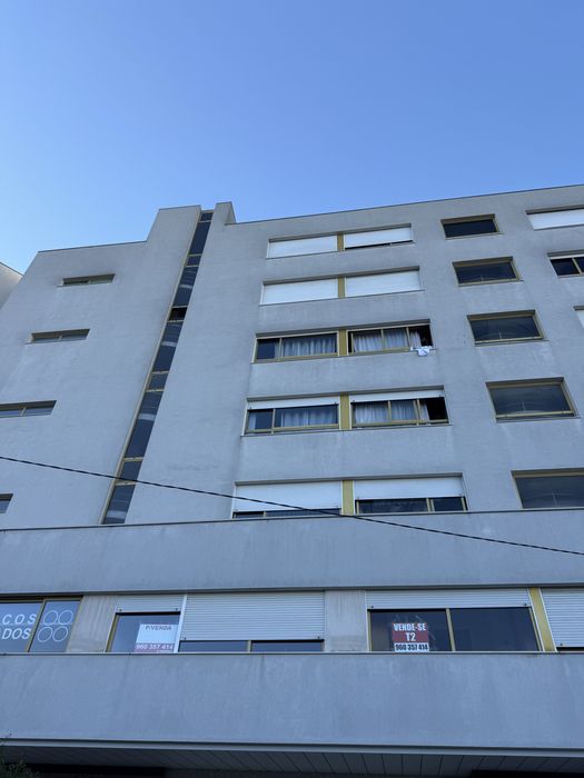 T 2 Trofa com garagem e Arrumos