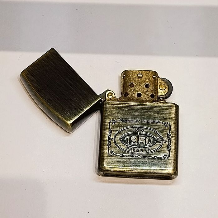 Isqueiro Vintage Don Founded 1950 tipo Zippo Bom estado