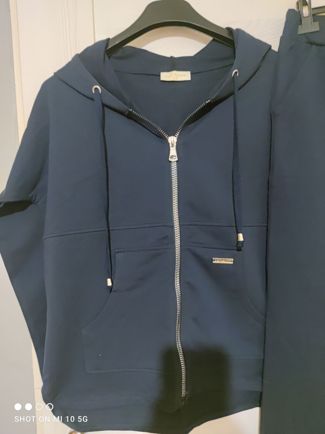 Dres damski rozmiar S/M Nowy