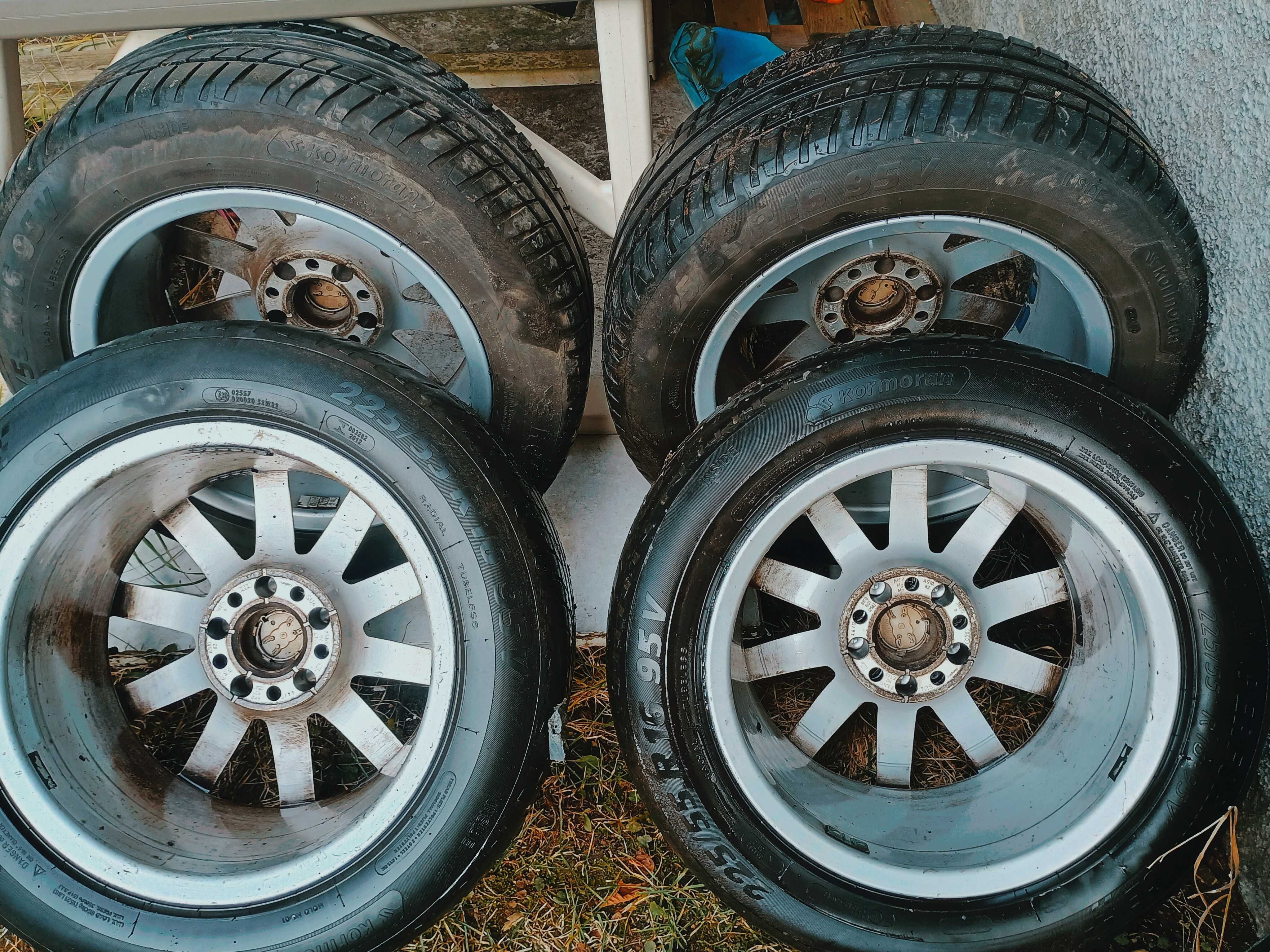 Felgi 5x112 66.6mm et 44 + opony 225/55/16