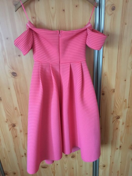 Sprzedam sukienki damskie